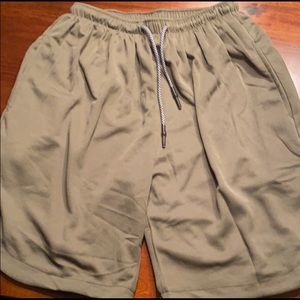 Athletic shorts/running shorts